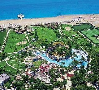 Szálloda Blue Waters Club 5*